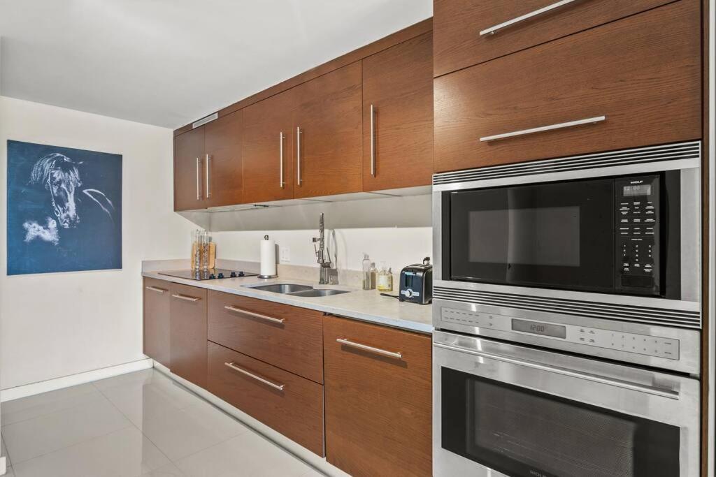 Appartamento Iconbrickell Miami Esterno foto